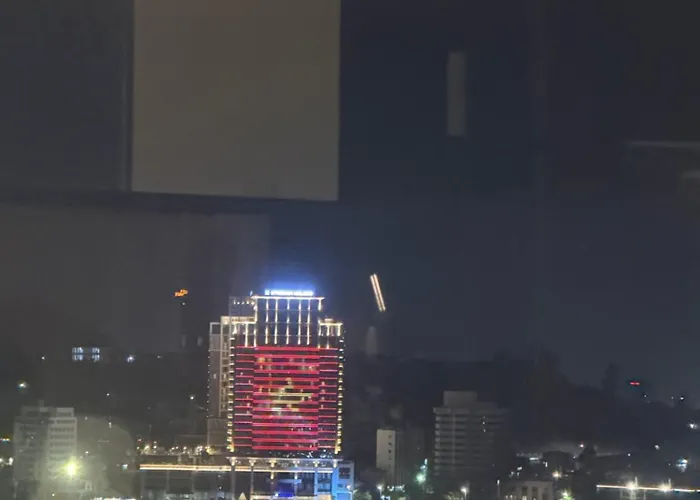 Sapphire Cao Cap - *